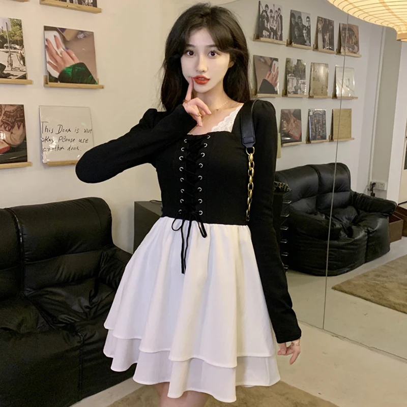 Spring Summer Casual Lace Black Mini Dress Women Splicing Slim Bandage Dress Street Wear Fashion Long Sleeves Dress New 2022
Spring Summer Casual Lace Black Mini Dress Women Splicing Slim Bandage Dress Street Wear Fashion Long Sleeves Dress New 2022
