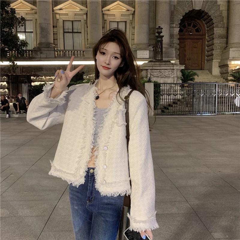 White Cropped Fragrance Coat Women's Spring Fringe V-Neck Women's Single Breasted Jacket Sweet
White Cropped Fragrance Coat Women's Spring Fringe V-Neck Women's Single Breasted Jacket Sweet