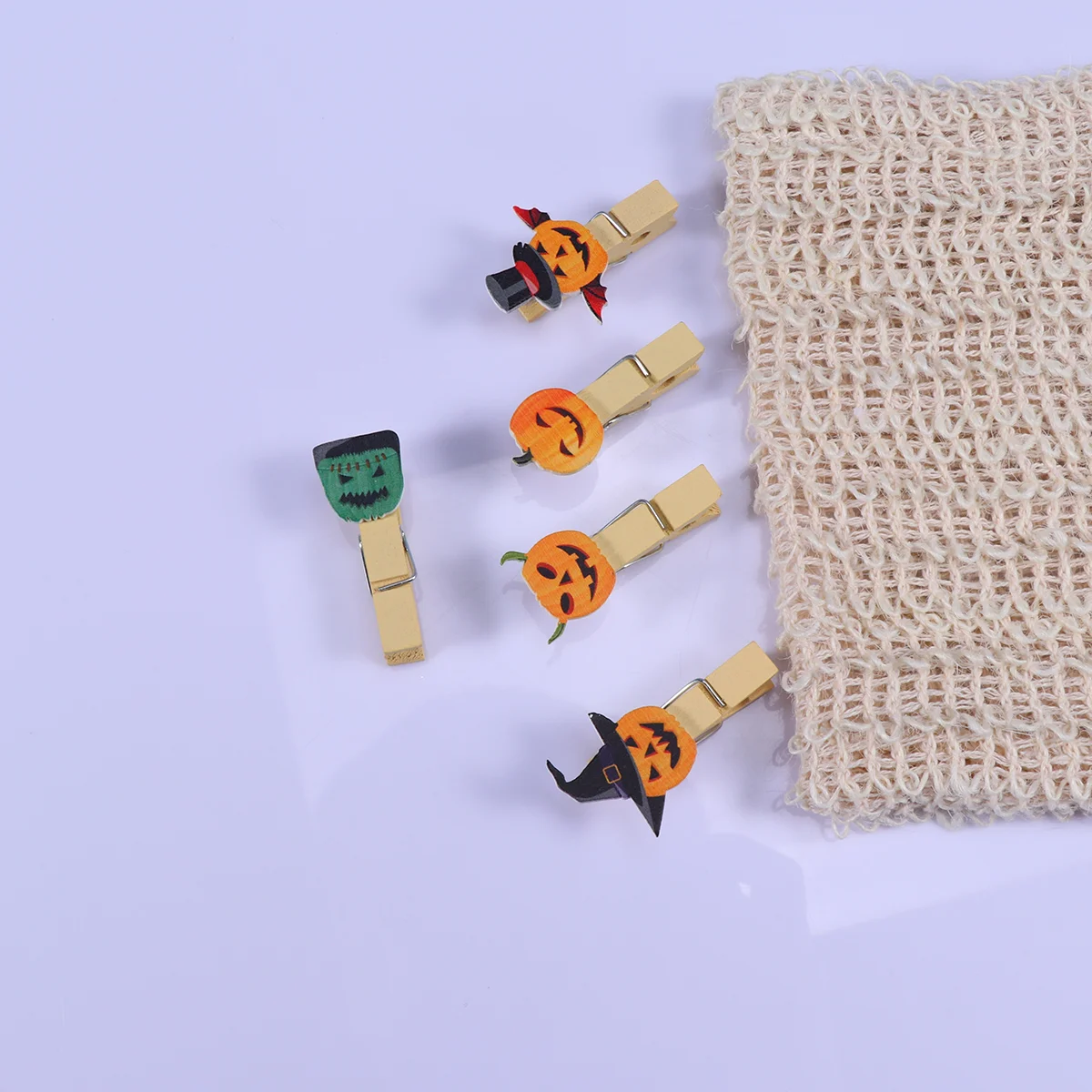 10PCS Pumpkin Wooden Clips, Natural Photo Paper Peg Pin, Cartoon Pumpkin Design Clothespins for Photo Paper Craft Gift Room
10PCS Pumpkin Wooden Clips, Natural Photo Paper Peg Pin, Cartoon Pumpkin Design Clothespins for Photo Paper Craft Gift Room