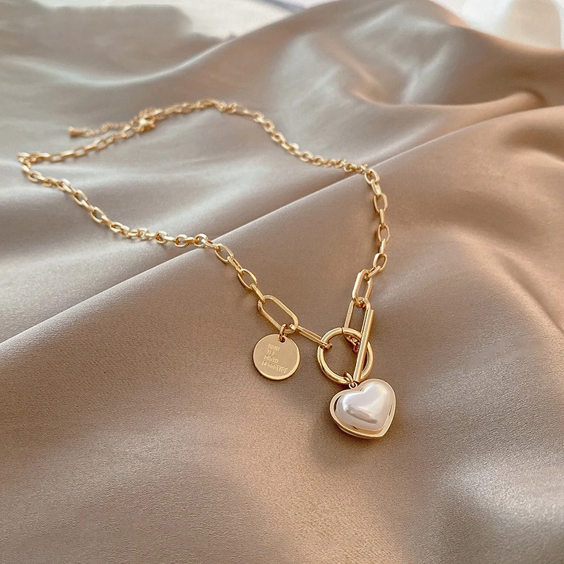 Trendy Imitation Pearls Heart Pendant Necklaces For Women Girls Elegant Gold Color Chain Necklace Ot Buckle Accessories
Trendy Imitation Pearls Heart Pendant Necklaces For Women Girls Elegant Gold Color Chain Necklace Ot Buckle Accessories