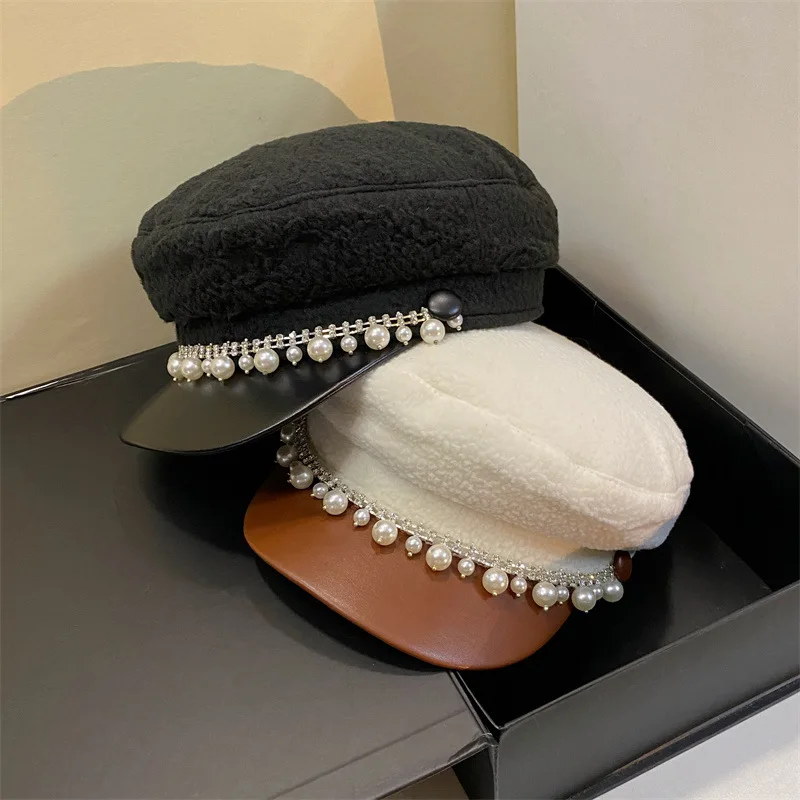 202209-YY dropshipping winter woolen fabric blend pu brim pearl rhinestones chain street lady Octagonal hat women visors cap
202209-YY dropshipping winter woolen fabric blend pu brim pearl rhinestones chain street lady Octagonal hat women visors cap