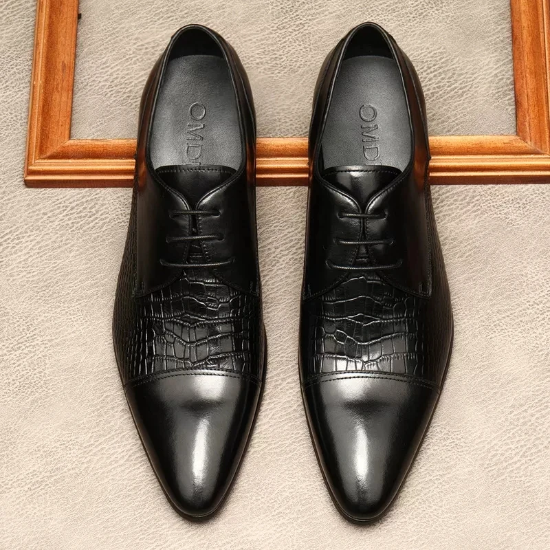 Fashion Men Formal Dress Shoes Wedding Office Brogue Male Oxfords Shoes Genuine Leather Black Party Lace Up Cap Toe Shoes Autumn
Fashion Men Formal Dress Shoes Wedding Office Brogue Male Oxfords Shoes Genuine Leather Black Party Lace Up Cap Toe Shoes Autumn