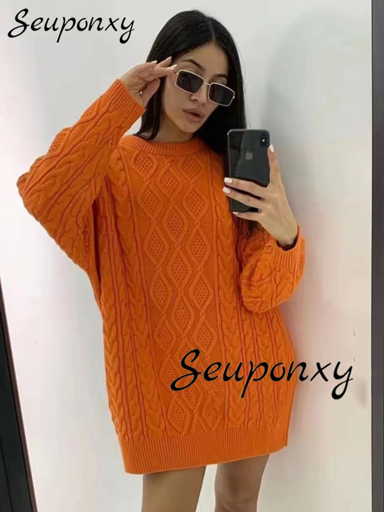 High Quality Autumn Winter Fashion Women's Solid Color Loose Pullover 2022 New Sexy O Neck Long Sleeve Casual Long Sweater
High Quality Autumn Winter Fashion Women's Solid Color Loose Pullover 2022 New Sexy O Neck Long Sleeve Casual Long Sweater