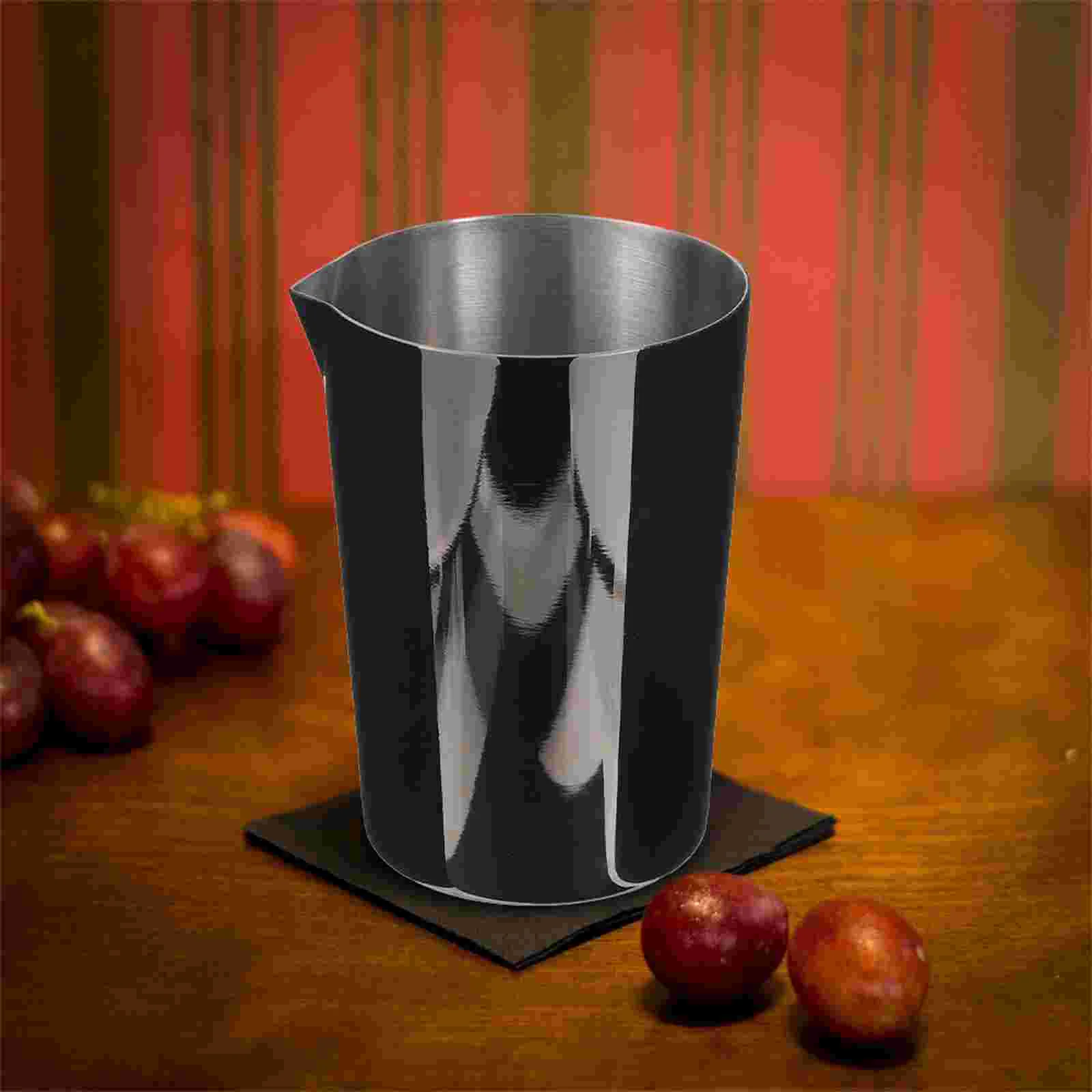 Bartender Mixing Cup Metal Shaking Glass Drink Stainless Steel Blender Decorative Glasses Cocktail Shaker Durable Pitcher
Bartender Mixing Cup Metal Shaking Glass Drink Stainless Steel Blender Decorative Glasses Cocktail Shaker Durable Pitcher
