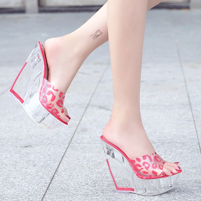 New 2022 Summer Leopard Pattern Women's Sandals Waterproof Platform Hollow Wedge Women's Shoes Transparent Heel Sandals
New 2022 Summer Leopard Pattern Women's Sandals Waterproof Platform Hollow Wedge Women's Shoes Transparent Heel Sandals