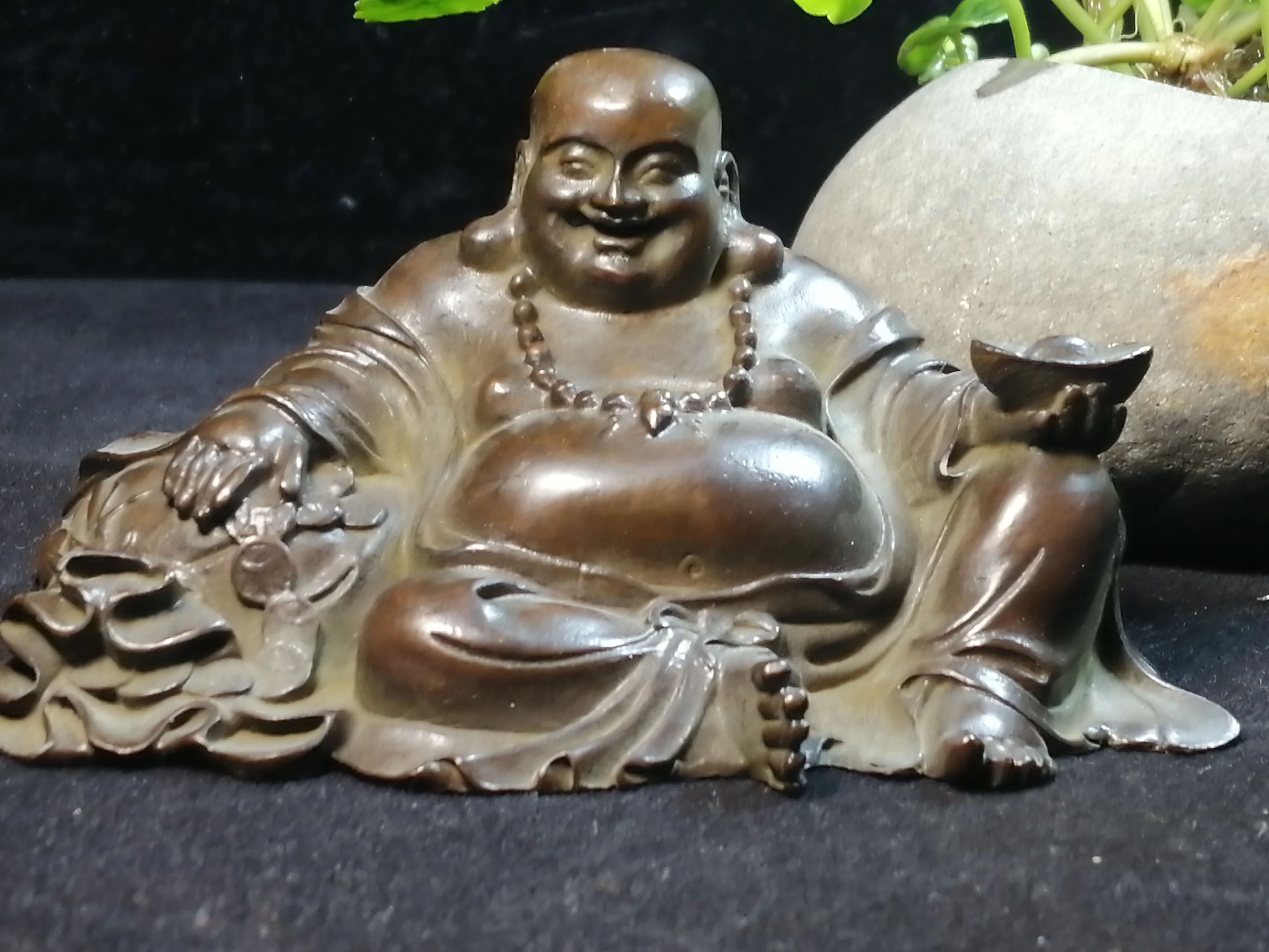 Pure copper Maitreya Buddha Daily, laughing Buddha jewelry home office lucky to send blessing small ornament mother's day gift
Pure copper Maitreya Buddha Daily, laughing Buddha jewelry home office lucky to send blessing small ornament mother's day gift