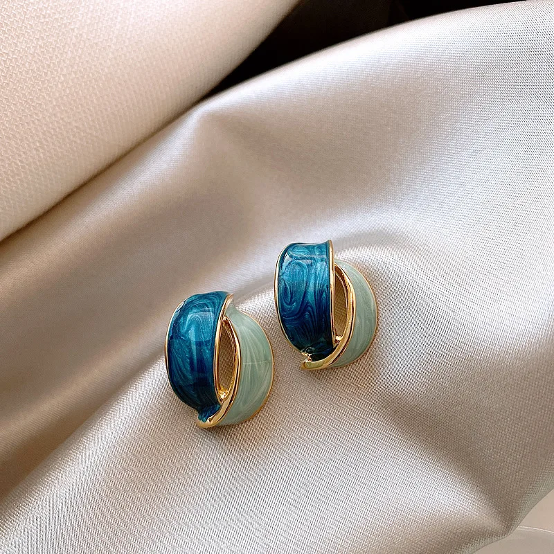 Korean New Drip Oil Enamel Matching Geometric Stud Earrings for Women Vintage Fashion Jewelry Party Gifts Accessories Wholesale
Korean New Drip Oil Enamel Matching Geometric Stud Earrings for Women Vintage Fashion Jewelry Party Gifts Accessories Wholesale