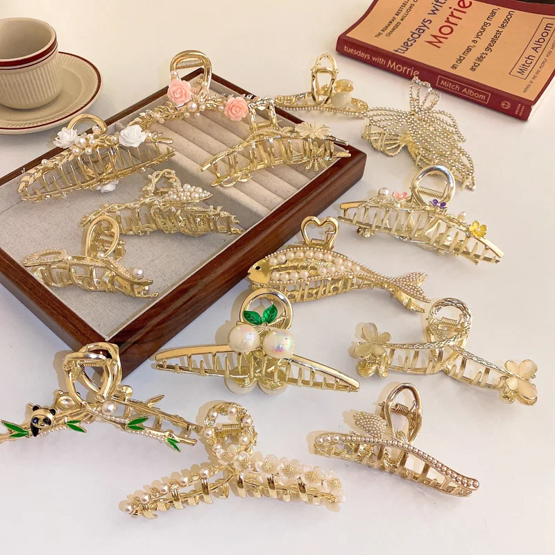 Mermaid Ji Pearl Rose Leaf Flower Hairpin Ins Style Literature And Art Retro Grab Clip Niche Temperament Net Red Hair Accessorie
Mermaid Ji Pearl Rose Leaf Flower Hairpin Ins Style Literature And Art Retro Grab Clip Niche Temperament Net Red Hair Accessorie