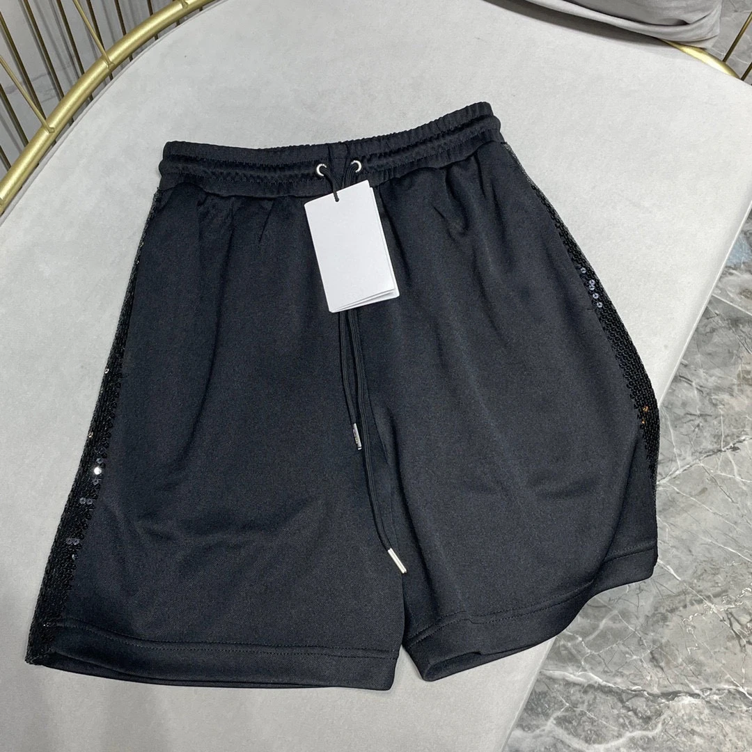 2022 autumn new products classic elastic high waist embroidered logo on both sides of the sequin stitching black shorts women
2022 autumn new products classic elastic high waist embroidered logo on both sides of the sequin stitching black shorts women