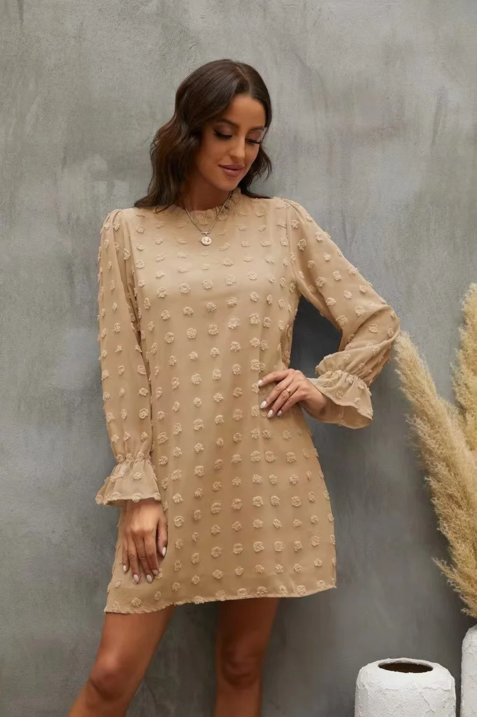 Women's 2022 spring and summer new bubble Long Sleeve Chiffon jacquard bottomed dress 
Women's 2022 spring and summer new bubble Long Sleeve Chiffon jacquard bottomed dress