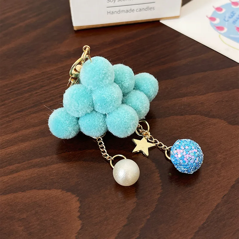 

2023 Cute Macaron Color Plush Ball Cloud Design Key Chains Girls Keychains Car Keyring Women Bag Charm Pendant Fashion Key Ring