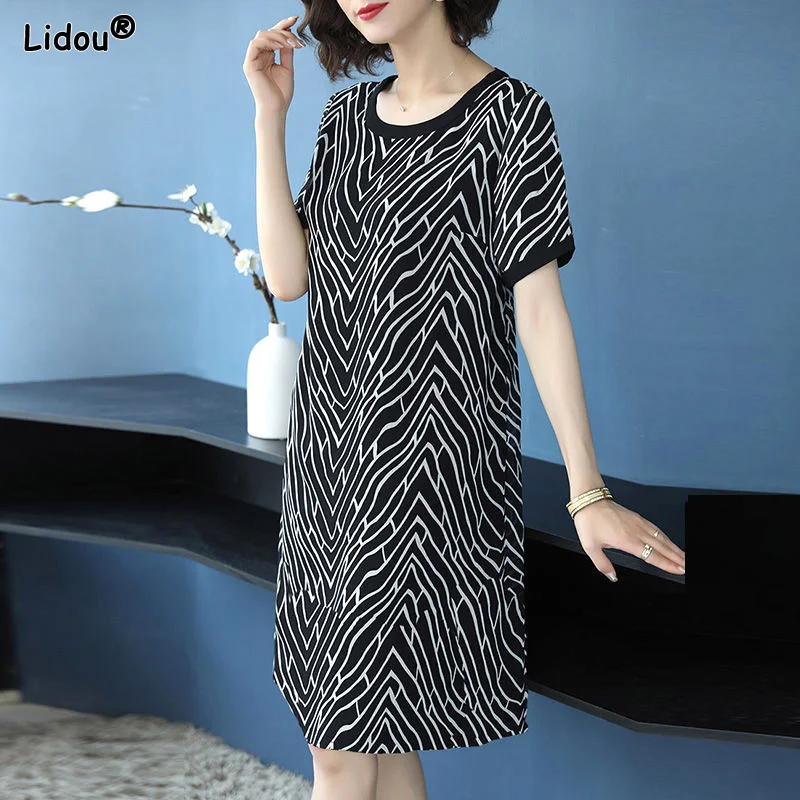 Vintage Classic Geometric Loose Pullovers Printing Short Sleeve Dresses Round Neck Simplicity Summer Thin 2023 Women's Clothing
Vintage Classic Geometric Loose Pullovers Printing Short Sleeve Dresses Round Neck Simplicity Summer Thin 2023 Women's Clothing