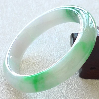 zheru Jewelry Natural Burmese Emerald 54mm-64mm Light Green Bracelet Elegant Princess Jewelry Best Mother for Girlfriend
zheru Jewelry Natural Burmese Emerald 54mm-64mm Light Green Bracelet Elegant Princess Jewelry Best Mother for Girlfriend