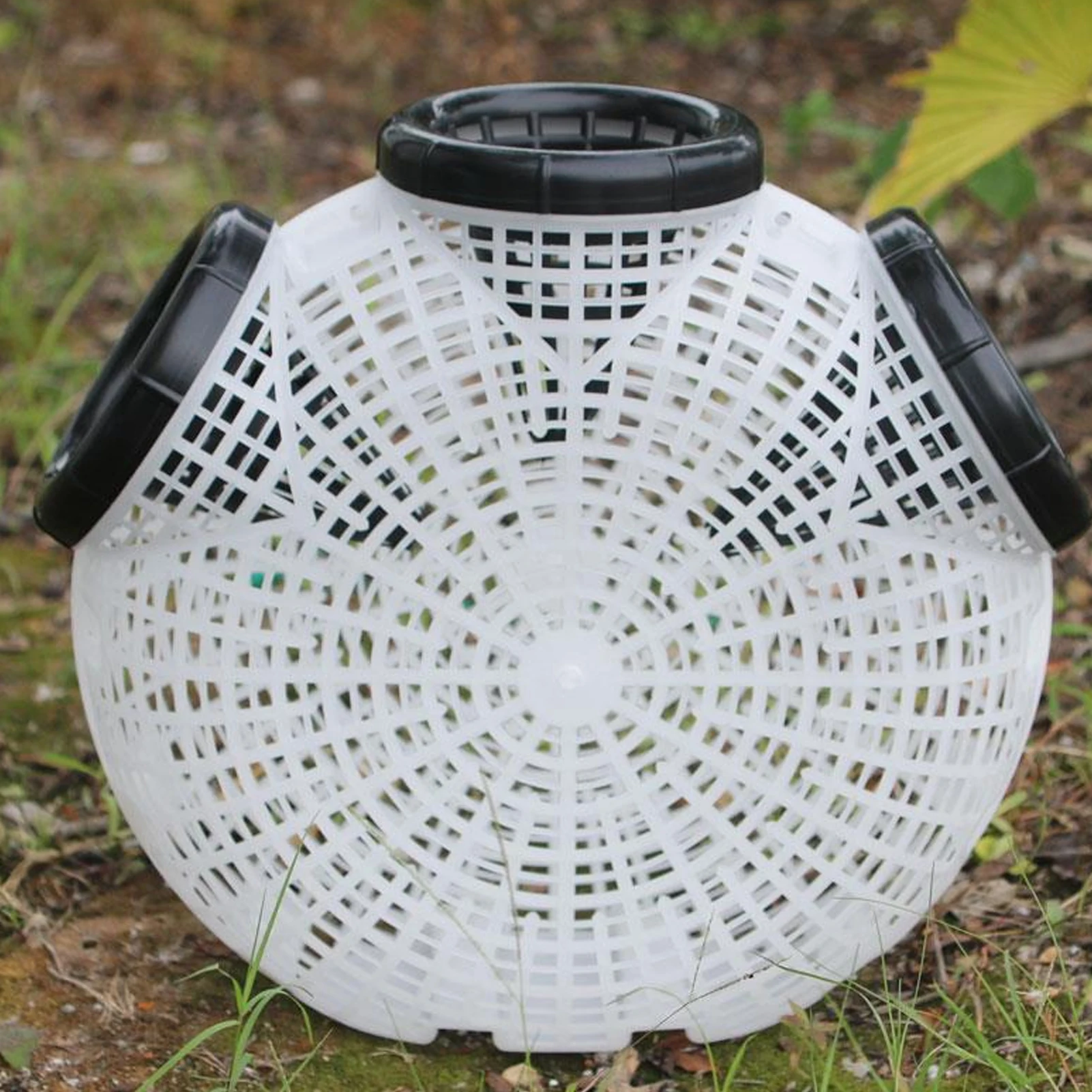 Portable Fish Basket PP Eel Bait Cage Basket Nets Fishing Lure Feeder Holder Fish Cage Net Traps Cast Cage Mesh Fishing Tool
Portable Fish Basket PP Eel Bait Cage Basket Nets Fishing Lure Feeder Holder Fish Cage Net Traps Cast Cage Mesh Fishing Tool