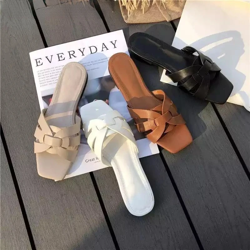 New Summer Sandals Flat Bottomed Square Head Casual Hollow Out Beach Shoes Women's Knitting Fashionable Outdoor Slippers Slides
New Summer Sandals Flat Bottomed Square Head Casual Hollow Out Beach Shoes Women's Knitting Fashionable Outdoor Slippers Slides