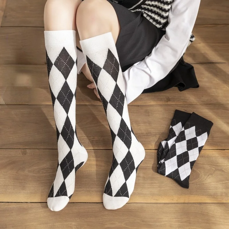 Lolita Socks for Women Sexy Warm Pattern Japanese Fashion Elegant Cute Thigh High Knee Socks Thermal Cotton Cozy Print Kawaii JK
Lolita Socks for Women Sexy Warm Pattern Japanese Fashion Elegant Cute Thigh High Knee Socks Thermal Cotton Cozy Print Kawaii JK