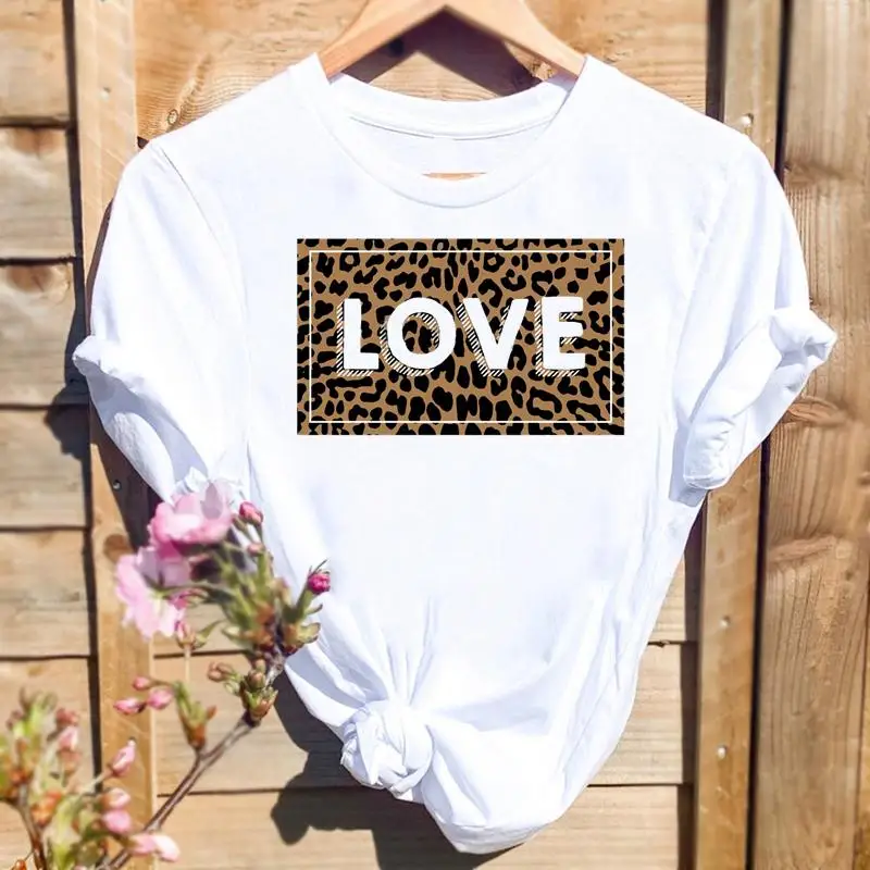 Women Leopard Love Letter Print T-shirts Fashion Graphic 90s T Top Short Sleeve Spring Summer Shirt Female Tee T-Shirt
Women Leopard Love Letter Print T-shirts Fashion Graphic 90s T Top Short Sleeve Spring Summer Shirt Female Tee T-Shirt