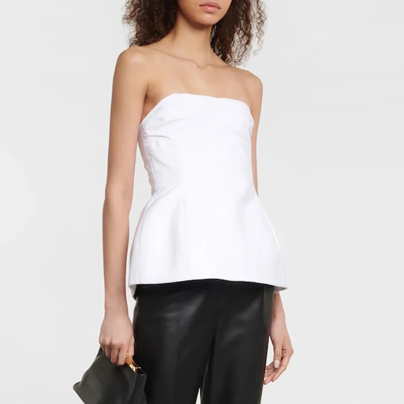 2022 New Summer Sexy Crop Tops For Women Trendy Black One-word Neck Sleeveless Strapless Tops High Quality Elegant Back Zip Top
2022 New Summer Sexy Crop Tops For Women Trendy Black One-word Neck Sleeveless Strapless Tops High Quality Elegant Back Zip Top