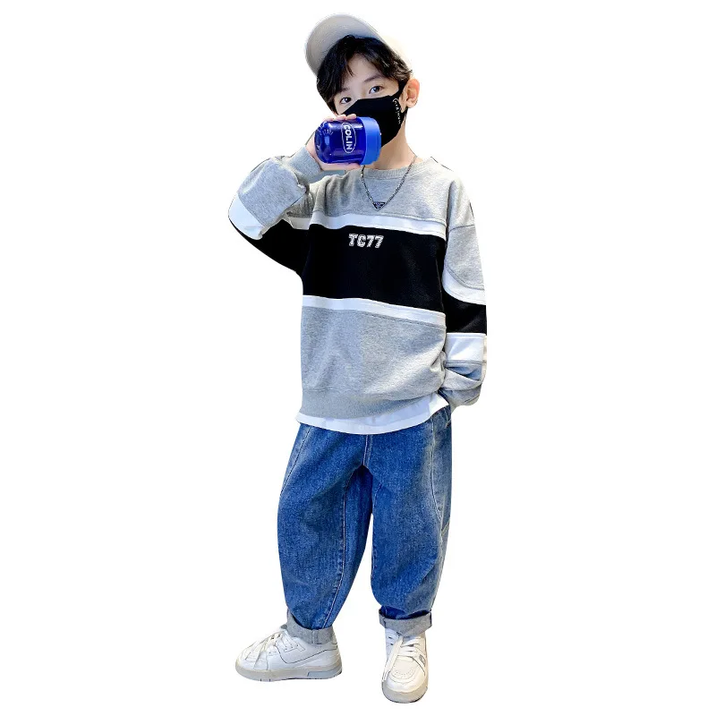 Свитшот для мальчиков-подростков, модная уличная одежда из двух предметов, Повседневный пуловер в стиле пэчворк, на возраст 8, 10, 12, 14 лет, весна-осень 
Свитшот для мальчиков-подростков, модная уличная одежда из двух предметов, Повседневный пуловер в стиле пэчворк, на возраст 8, 10, 12, 14 лет, весна-осень