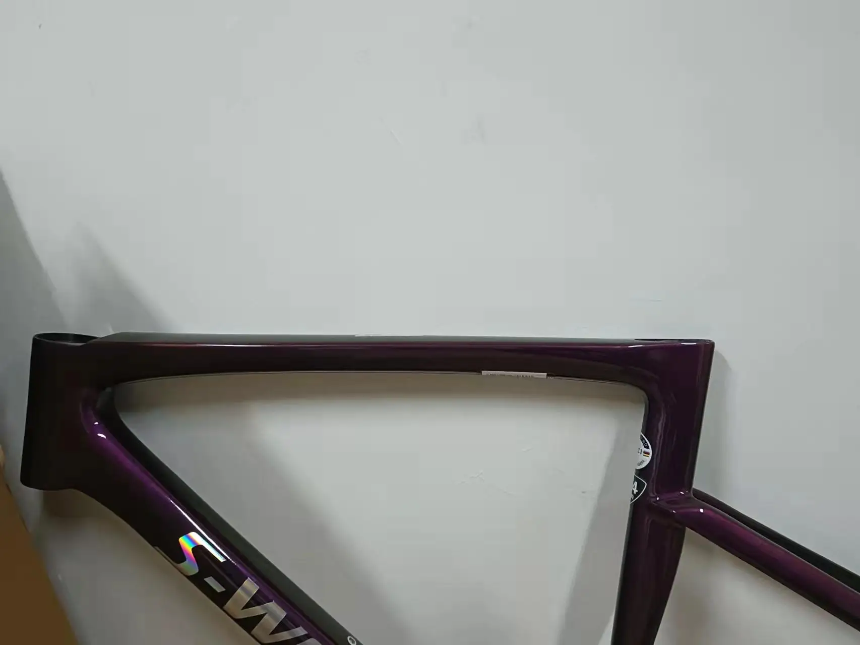 NEW road bike carbon frame Sl7 rainbow color road bicycle carbon frame group with handlebar stem disc brake carbon road frame
NEW road bike carbon frame Sl7 rainbow color road bicycle carbon frame group with handlebar stem disc brake carbon road frame