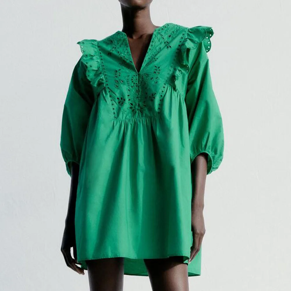 Women Dress Puff Sleeve Vintage Hollow Out V Neck Ruffles Loose Mini Dresses 2022 Spring Summer New Wholesale Dropship M234
Women Dress Puff Sleeve Vintage Hollow Out V Neck Ruffles Loose Mini Dresses 2022 Spring Summer New Wholesale Dropship M234