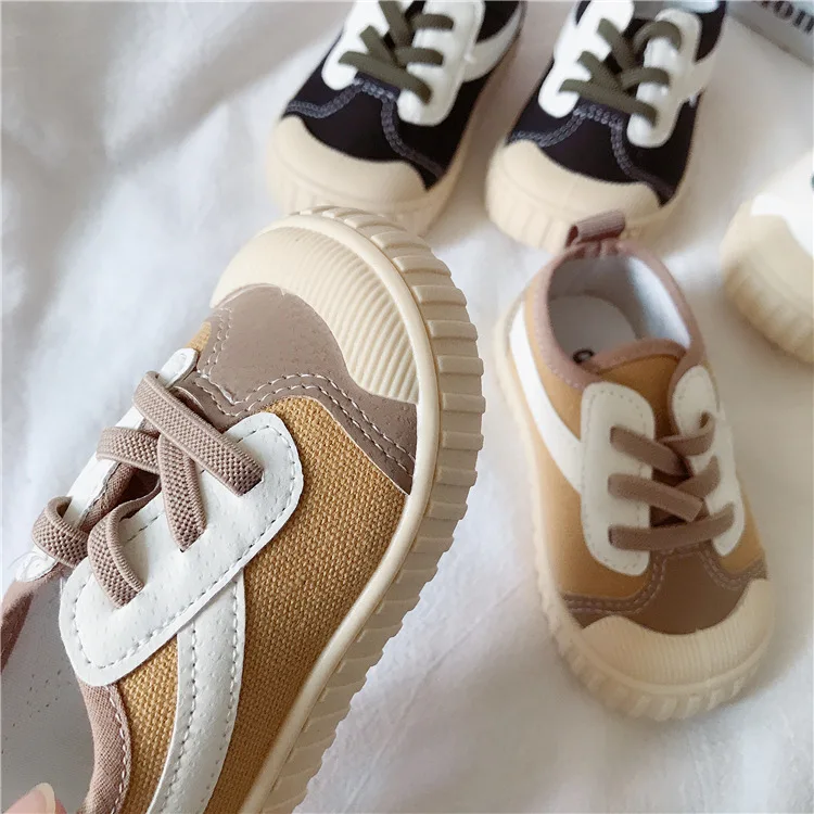 2022 South Korea canvas shoes toddler shoes soft bottom children's casual shoes spring autumn boys girls kindergarten baby shoes 
2022 South Korea canvas shoes toddler shoes soft bottom children's casual shoes spring autumn boys girls kindergarten baby shoes