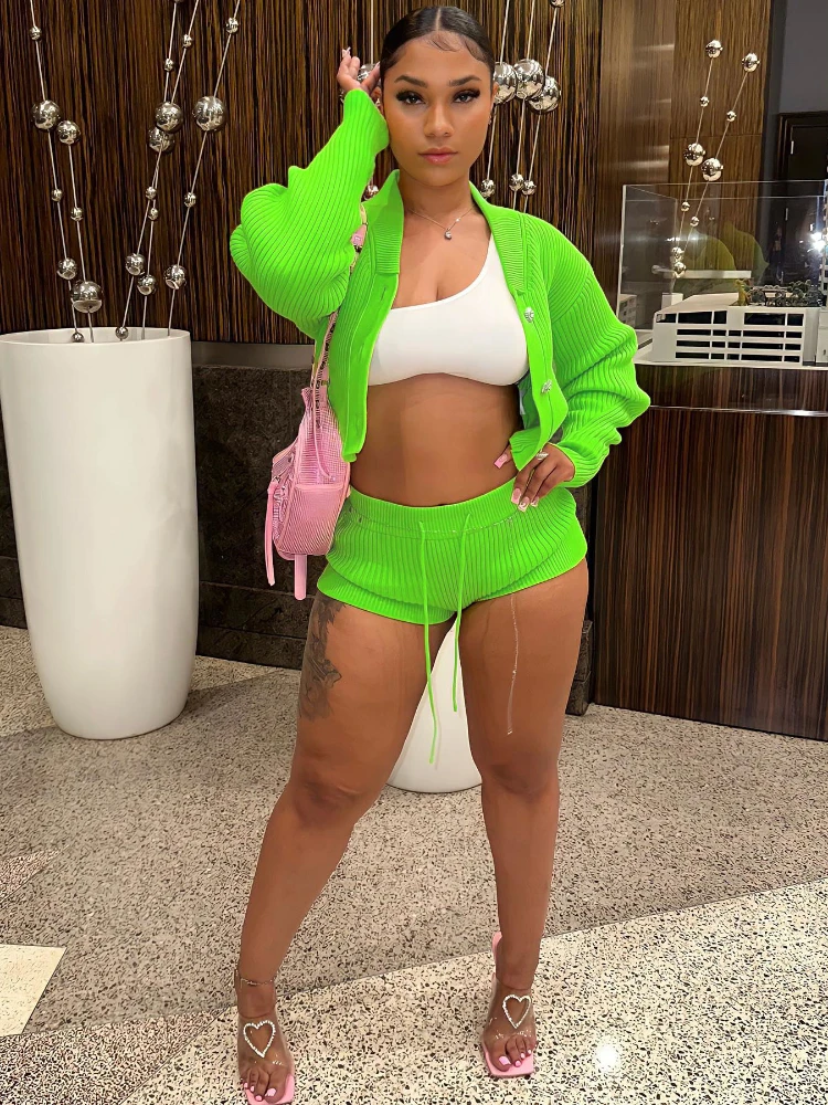 Knit Solid Women 2 Piece Set Single-Breasted Crop Tops+Elastic Waist Shorts Daily Causal Streetwear Y2K Autumn Matching Suits
Knit Solid Women 2 Piece Set Single-Breasted Crop Tops+Elastic Waist Shorts Daily Causal Streetwear Y2K Autumn Matching Suits