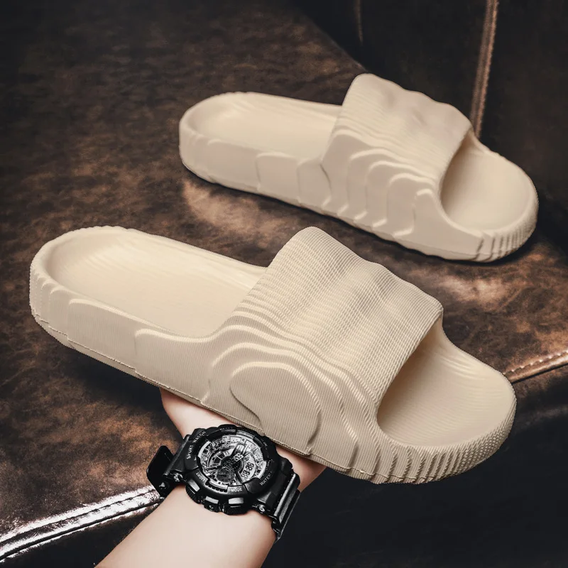 Sandals and slippers 2022 summer couple bathroom bath non-slip home indoor feces feel comfortable sandals
Sandals and slippers 2022 summer couple bathroom bath non-slip home indoor feces feel comfortable sandals