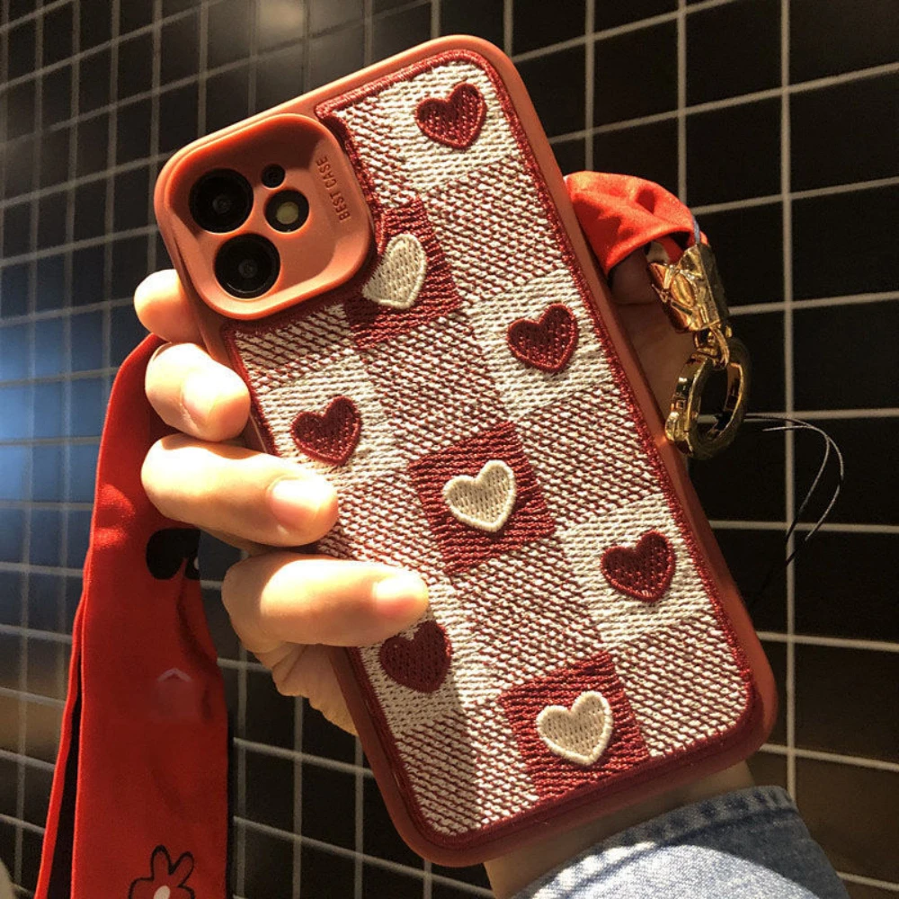Luxury Plaid Wine Red Heart Sticker Flannel Soft Rubber Phone Case All-Inclusive Protective Cover For iPhone13 12 11 Pro Max XS
Luxury Plaid Wine Red Heart Sticker Flannel Soft Rubber Phone Case All-Inclusive Protective Cover For iPhone13 12 11 Pro Max XS