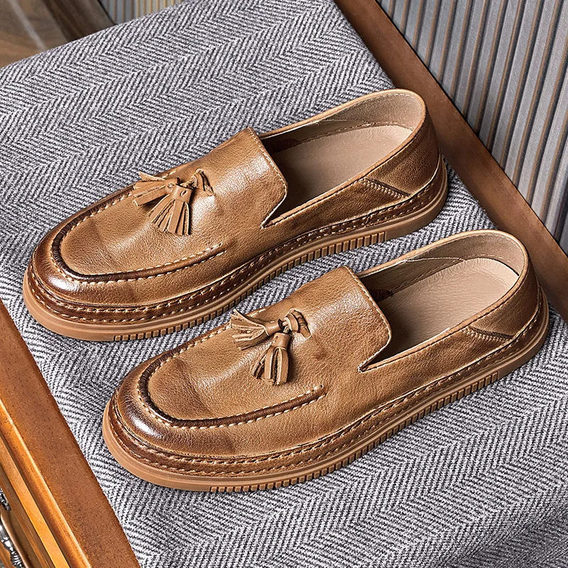 Trendy Men's High End Slip On Tassel Boat Shoes Leisure Man Soft Cowhide British Vintage Handmade Driving Loafers
Trendy Men's High End Slip On Tassel Boat Shoes Leisure Man Soft Cowhide British Vintage Handmade Driving Loafers