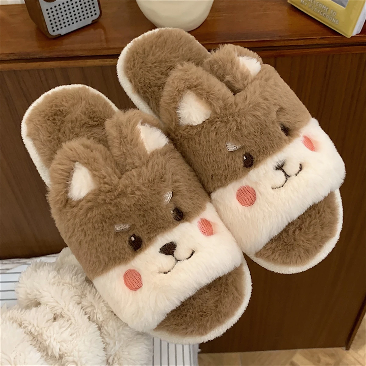 Cute Animal Slipper For Women Girls Kawaii Fluffy Winter Warm Slippers Woman Cartoon Milk Tea Bear House Slippers Funny Shoes
Cute Animal Slipper For Women Girls Kawaii Fluffy Winter Warm Slippers Woman Cartoon Milk Tea Bear House Slippers Funny Shoes