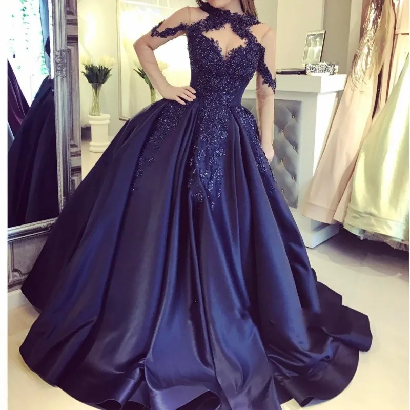Modest A Line Navy Blue Evening Dress 2021 Beaded Applique Prom Gowns Long Sleeves robe de soirée Engagement Party Wear
Modest A Line Navy Blue Evening Dress 2021 Beaded Applique Prom Gowns Long Sleeves robe de soirée Engagement Party Wear