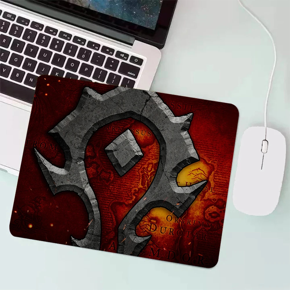 World of Warcraft Horde Small Gaming Mouse Pad Gamer Keyboard Mousepad Computer Mouse Mat Laptop Carpet Anime Mause pad Desk Mat
World of Warcraft Horde Small Gaming Mouse Pad Gamer Keyboard Mousepad Computer Mouse Mat Laptop Carpet Anime Mause pad Desk Mat