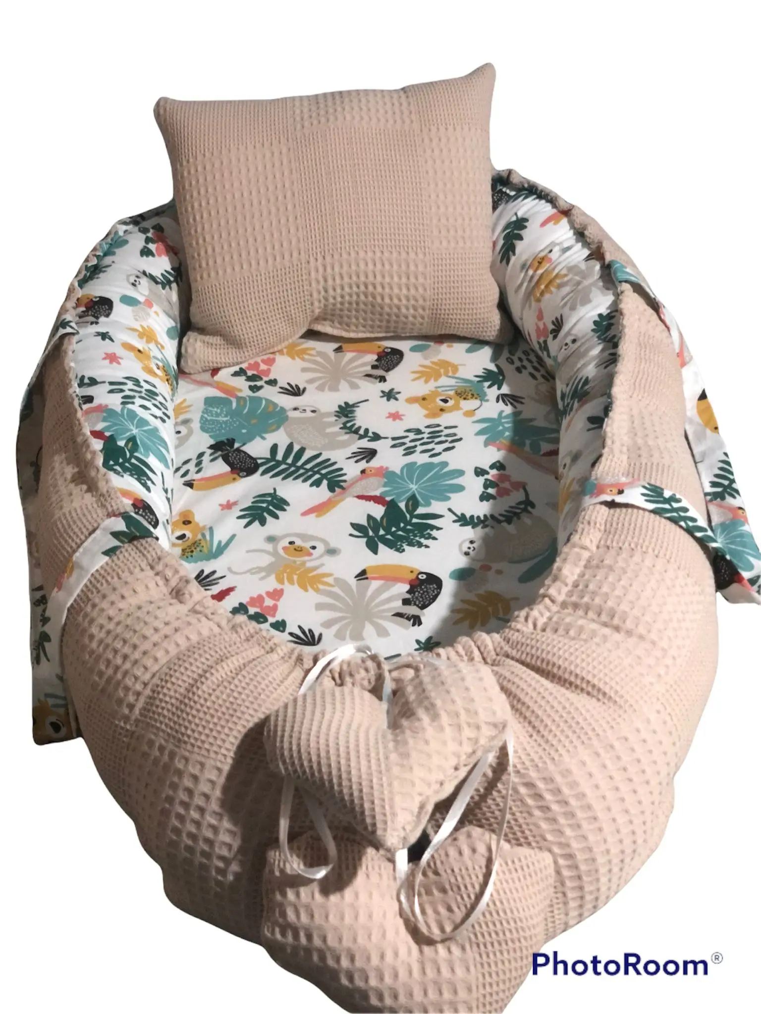 Детская ортопедическая кроватка BABYNEST ручной работы, дизайнерская портативная кроватка для новорожденных
Детская ортопедическая кроватка BABYNEST ручной работы, дизайнерская портативная кроватка для новорожденных