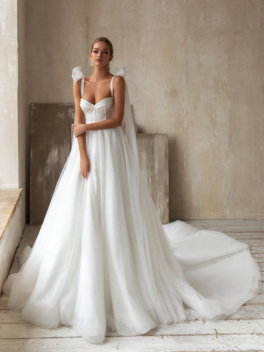 Sweetheart Beaded Outdoor Wedding Dress Glitter Tulle Lace Up Backless 2021 Custom Made Ceremony Party Photography Bridal Gown
Sweetheart Beaded Outdoor Wedding Dress Glitter Tulle Lace Up Backless 2021 Custom Made Ceremony Party Photography Bridal Gown