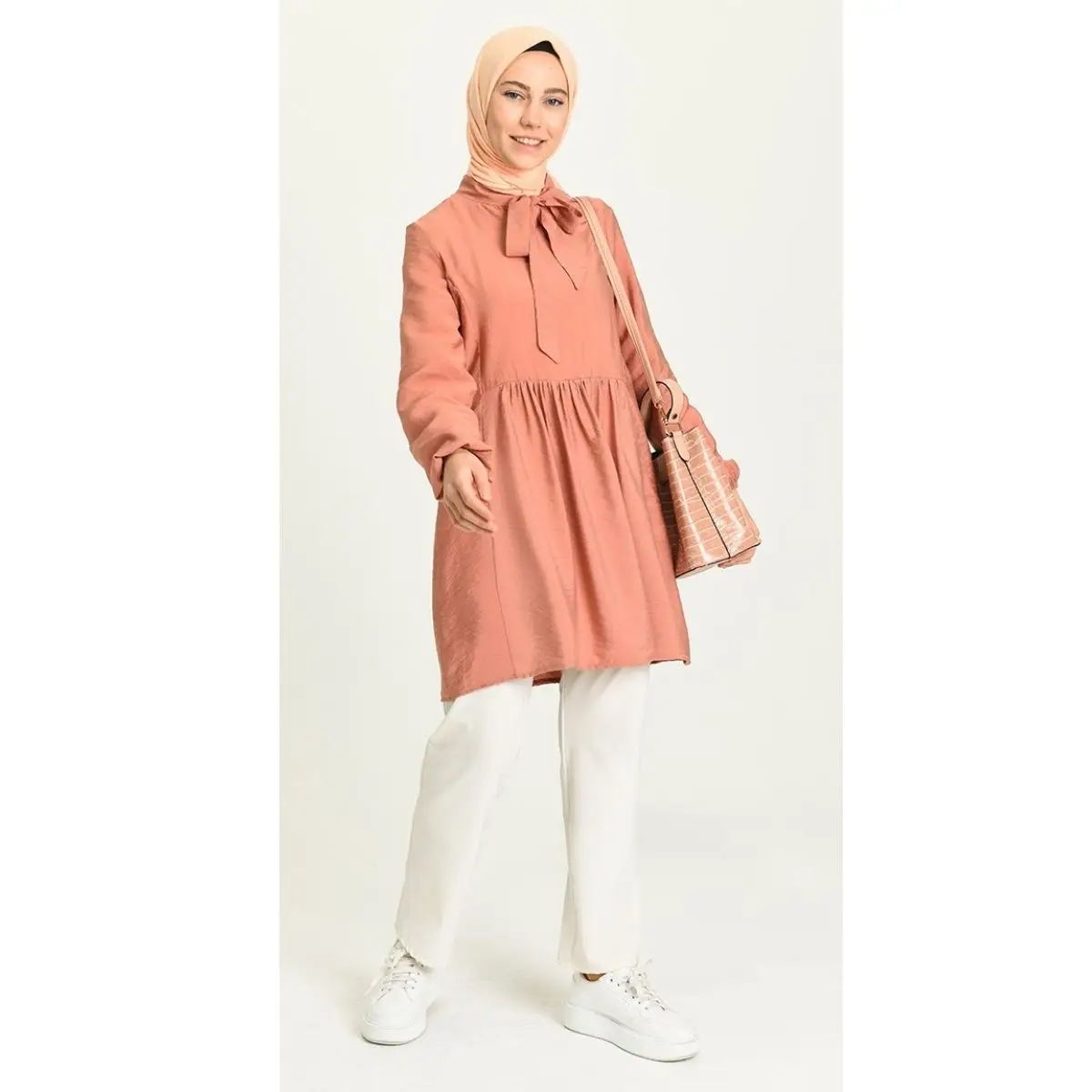 Aerobin Fabric Gathered Tunic Plain Single Color Unlined Long Arm Elastic Sleeves Tie Collar Seasonal Women Muslim Fashion Hijab
Aerobin Fabric Gathered Tunic Plain Single Color Unlined Long Arm Elastic Sleeves Tie Collar Seasonal Women Muslim Fashion Hijab