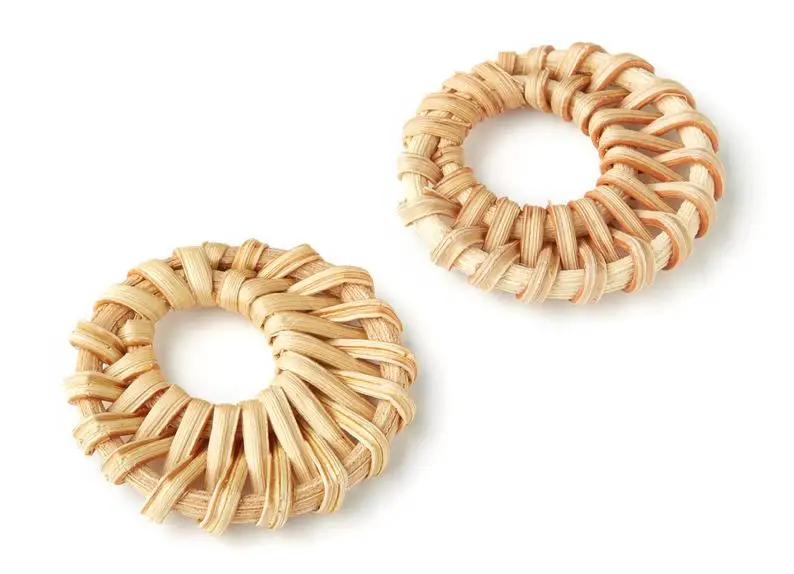 Handwoven Rattan Earrings - Circle Shape Rattan Pendant - Wooden Straw Earring - Jewelry Making - 2pcs/lot - 42.6x40mm - RT1134
Handwoven Rattan Earrings - Circle Shape Rattan Pendant - Wooden Straw Earring - Jewelry Making - 2pcs/lot - 42.6x40mm - RT1134