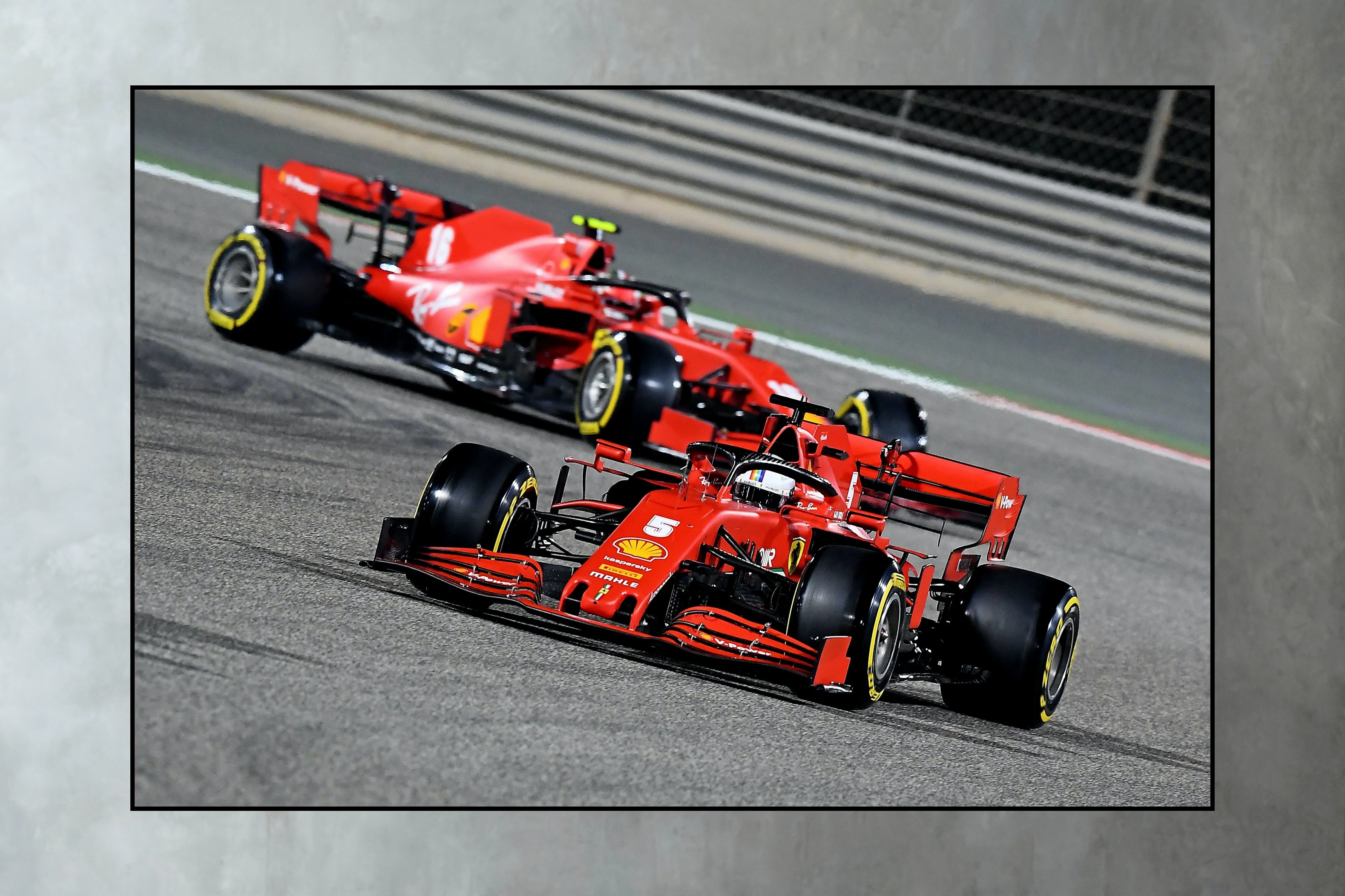 F1 Феррари Себастьян Vettel Чарльз лекжелер Льюис Гамильтон Макс верстапен домашний