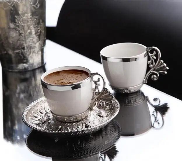 Turkish coffee silver patterned porcelain coffee cup 6-piece 18-piece coffee set
Turkish coffee silver patterned porcelain coffee cup 6-piece 18-piece coffee set