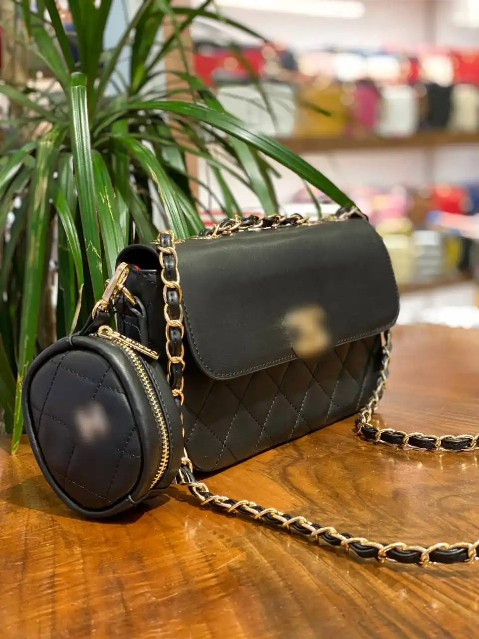 2021 Women bag brand luxury handbag shoulder messenger bag designer handbags shoulder hand crossbody bags for women fashion ladi
2021 Women bag brand luxury handbag shoulder messenger bag designer handbags shoulder hand crossbody bags for women fashion ladi