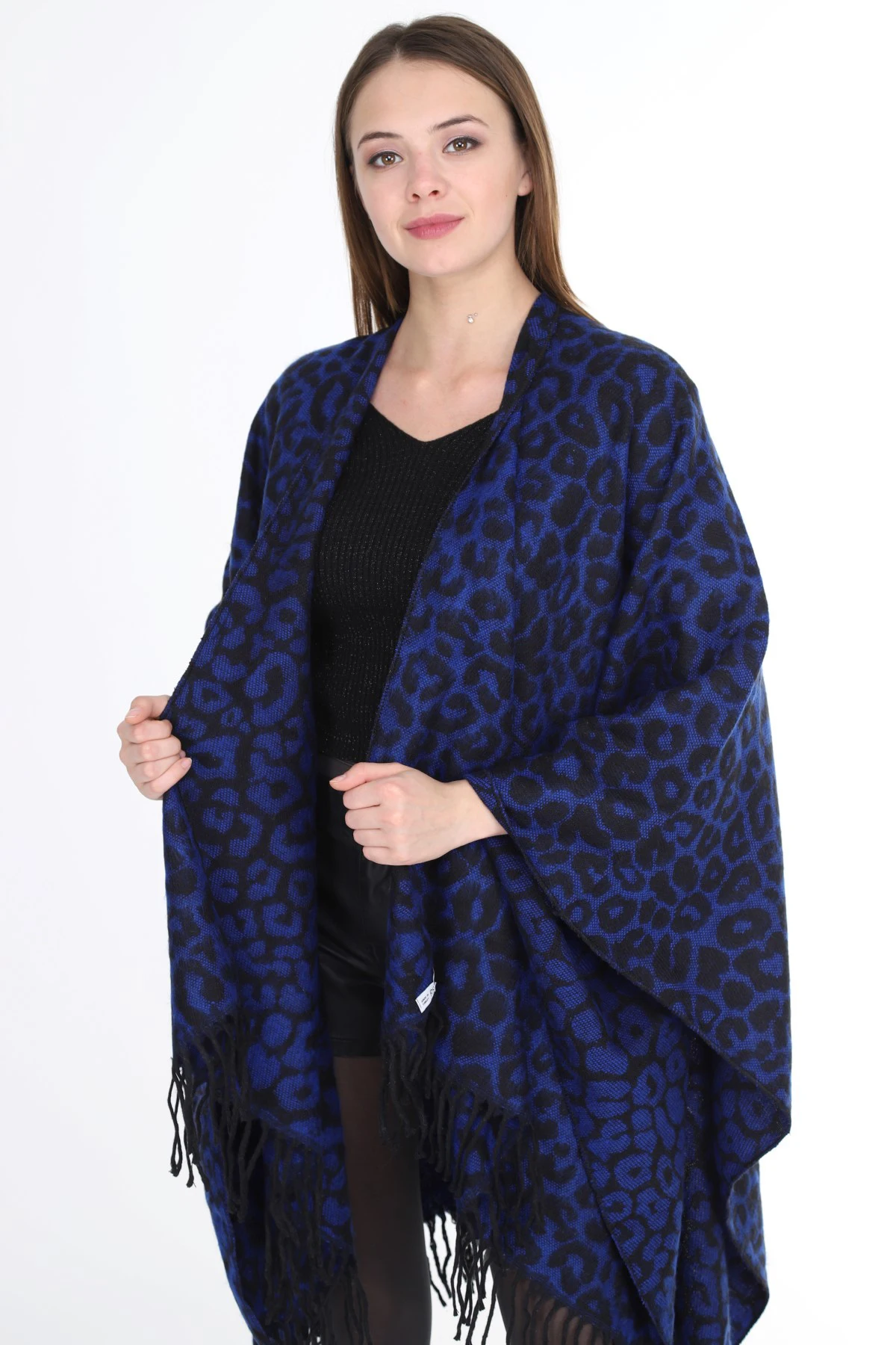 2021 Women Poncho Shawl Leopar Patterned Casual Accessory Wrap New Collection Spring Winter Autumn Stylish 
2021 Women Poncho Shawl Leopar Patterned Casual Accessory Wrap New Collection Spring Winter Autumn Stylish