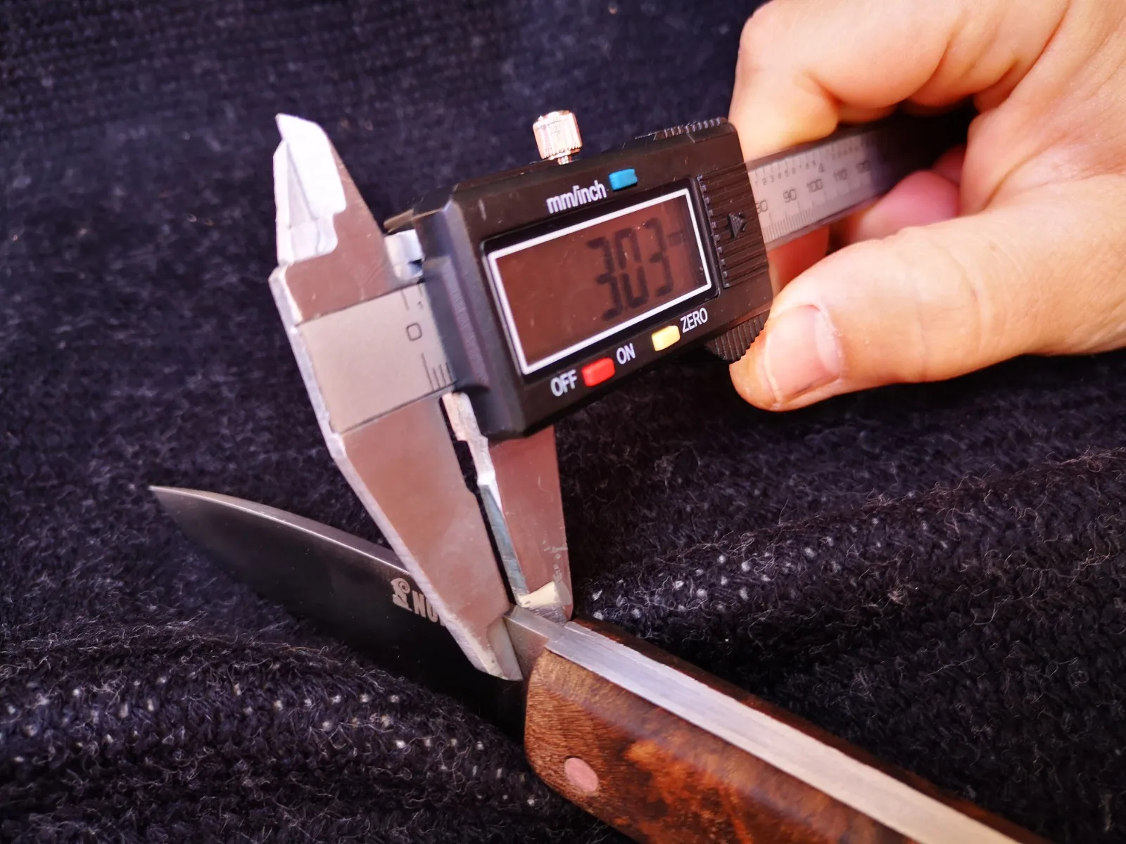 Nomads Comrade folding pocket knife handmade 4116 inox stainless steel handcraft camping mountaineering hiking outdoor hunting
Nomads Comrade folding pocket knife handmade 4116 inox stainless steel handcraft camping mountaineering hiking outdoor hunting