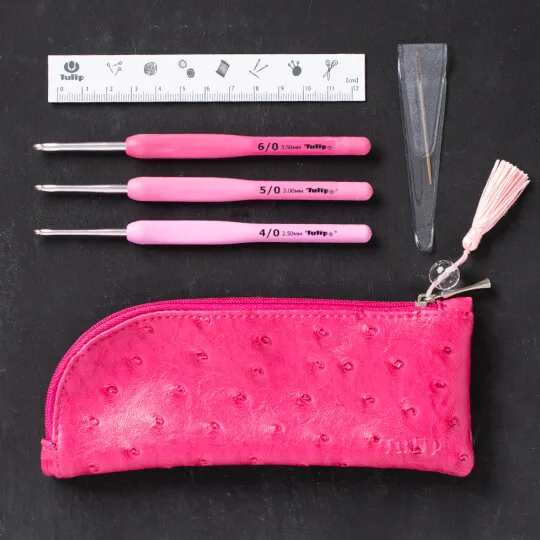Tulip Etimo Rose Crochet Hook Set, 3 Tulip Etimo Rose Crochet Hooks-2.5mm, 3mm, 3.5mm, 1 Yarn Needle, 1 Ruler
Tulip Etimo Rose Crochet Hook Set, 3 Tulip Etimo Rose Crochet Hooks-2.5mm, 3mm, 3.5mm, 1 Yarn Needle, 1 Ruler