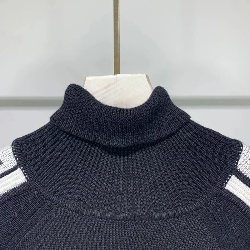 We11done Turtleneck Knit Sweater Women 1:1 High Quality Solid Color Top Autumn Winter Warm Sweater Full We11done logo on Sleeve
We11done Turtleneck Knit Sweater Women 1:1 High Quality Solid Color Top Autumn Winter Warm Sweater Full We11done logo on Sleeve
