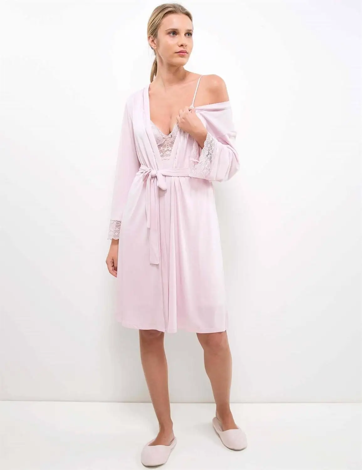 Women Nightgown Dressing Gown Pajamas Set Cotton Lace Short Knee Length Lingerie Soft Sexy Warm Fit Comfortable Bed Wearable S
Women Nightgown Dressing Gown Pajamas Set Cotton Lace Short Knee Length Lingerie Soft Sexy Warm Fit Comfortable Bed Wearable S