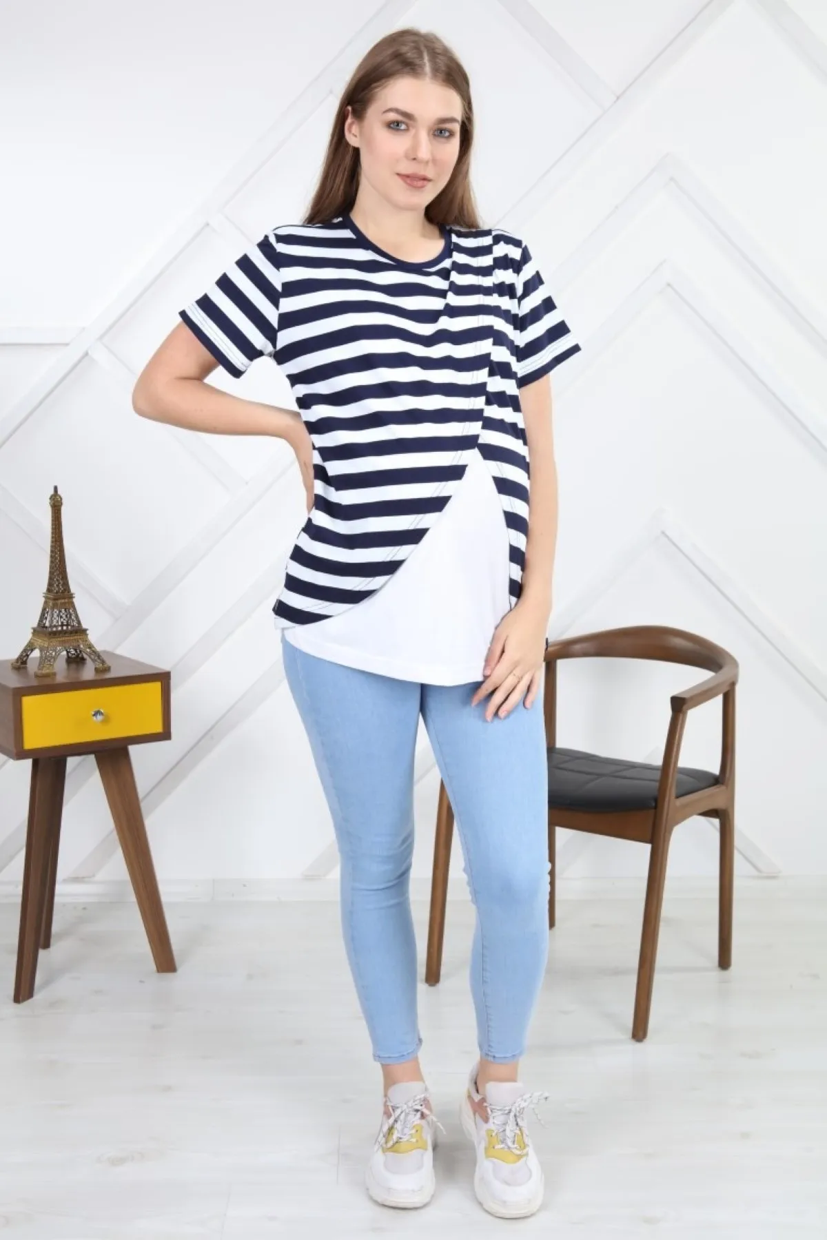 Moms Fashion pregnancy Maternity Clothes Maternity Tops / T-shirt pregnant women Black&lac pregnant viscose lycra striped blouse
Moms Fashion pregnancy Maternity Clothes Maternity Tops / T-shirt pregnant women Black&lac pregnant viscose lycra striped blouse