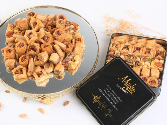 

Luxury Assorted Turkish Baklava Pastry with Pistachio Tin Gift Box for Dad, 750g ℮ 1.65lbs, 52 pieces (Double Layer)