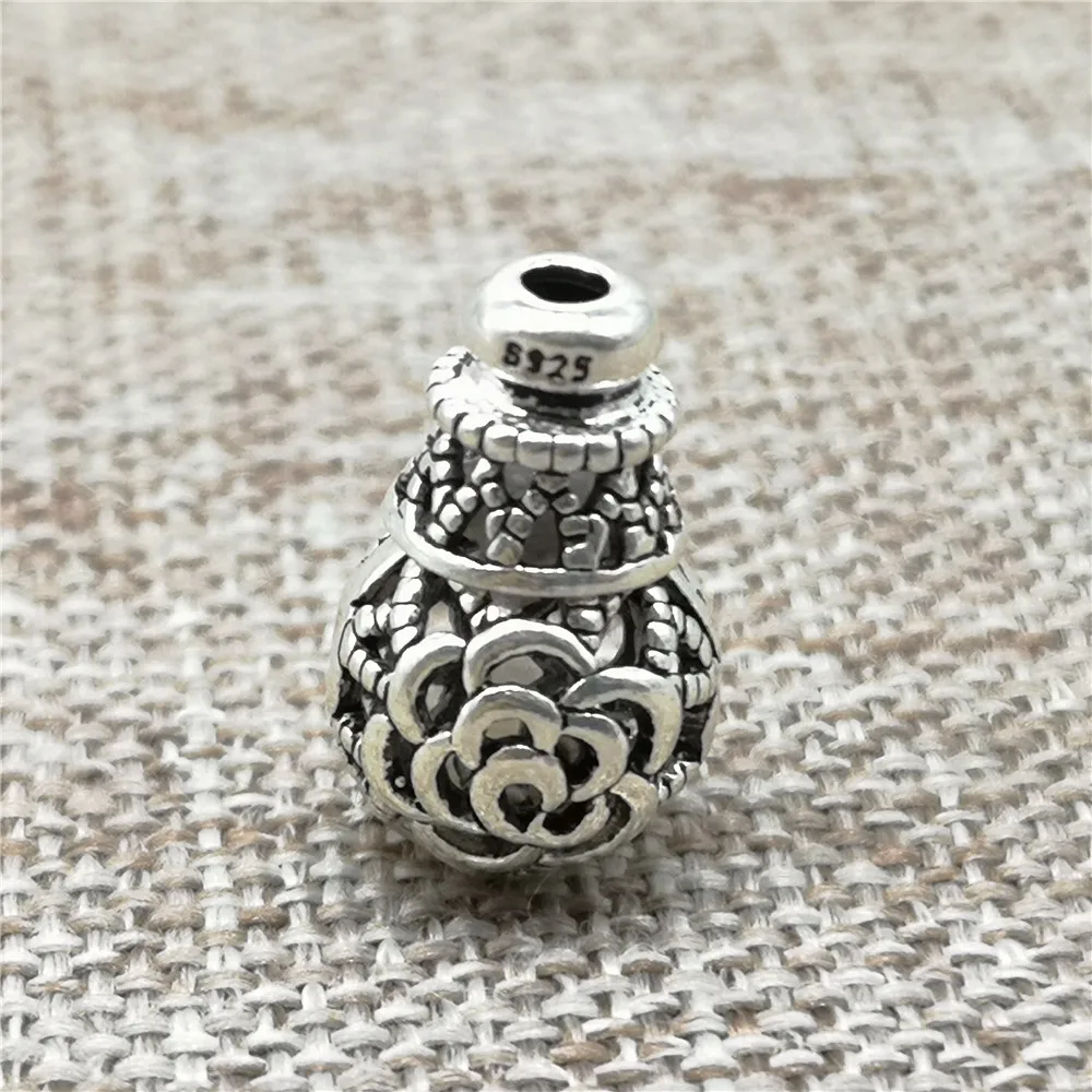925 Sterling Silver Rose Flower Guru Beads Prayer Mala Spacer for Bracelet 
925 Sterling Silver Rose Flower Guru Beads Prayer Mala Spacer for Bracelet