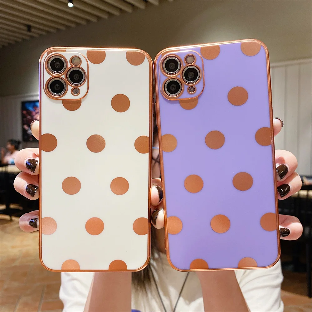Electroplated Polka Dot Phone Case For iPhone 13 12Pro 11 Pro Max Shockproof Protective Case For iphone XR XS X 7 Soft TPU Cover
Electroplated Polka Dot Phone Case For iPhone 13 12Pro 11 Pro Max Shockproof Protective Case For iphone XR XS X 7 Soft TPU Cover