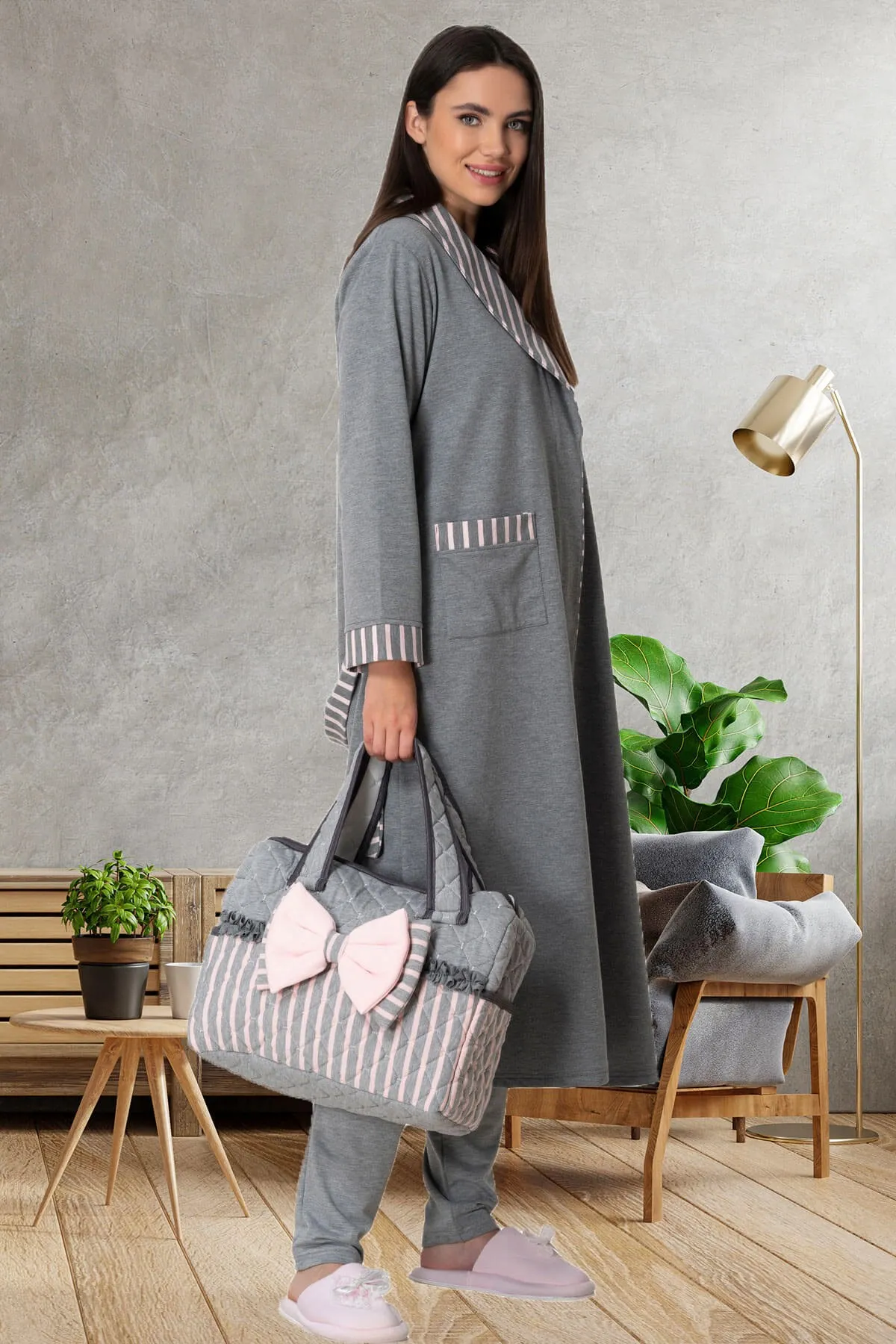 Postpartum Pajamas Set with Dressing Gown Cotton Women Postpartum Pajamas Set Maternity Clothing Women Outfits 3 Pieces
Postpartum Pajamas Set with Dressing Gown Cotton Women Postpartum Pajamas Set Maternity Clothing Women Outfits 3 Pieces